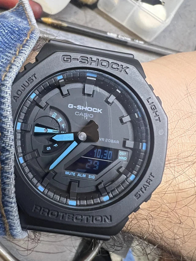 Reloj G-SHOCK GM-2100